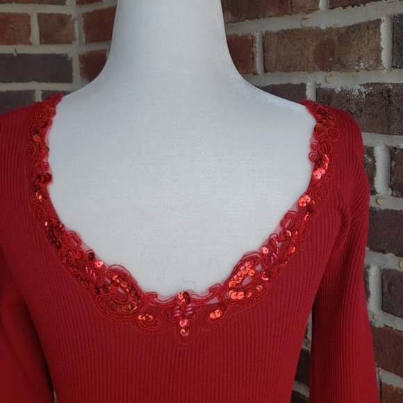 🔥 SEXY 🔥 Red Ribbed Long Sleeve Top with Sequins - Picture 6 of 8